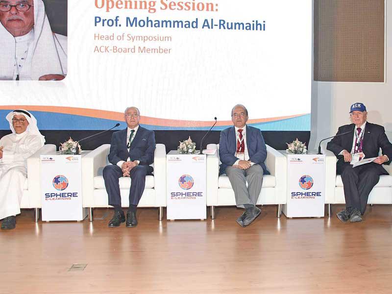 جانب من الملتقىn