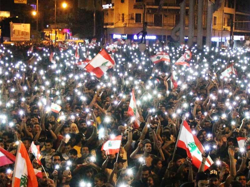 جانب من التظاهرات في طرابلس مساء أمس الأول