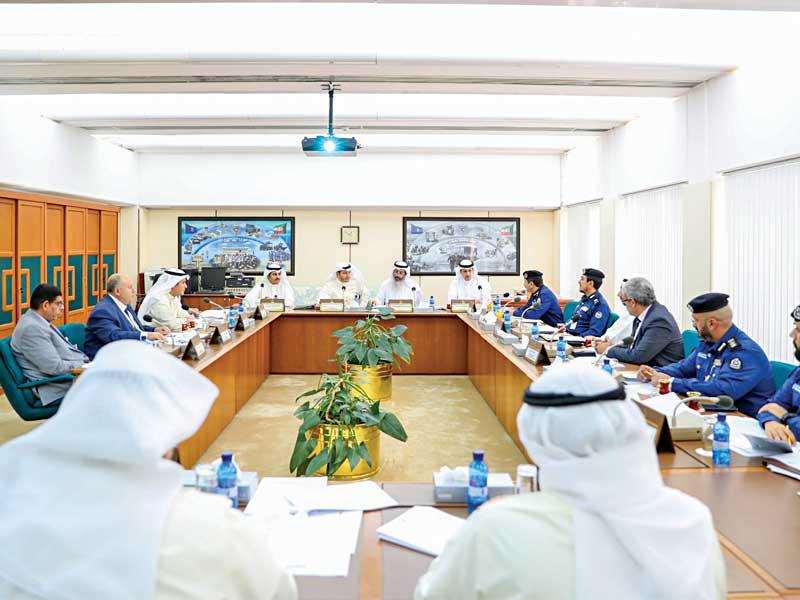 «الداخلية والدفاع» في اجتماعها أمس