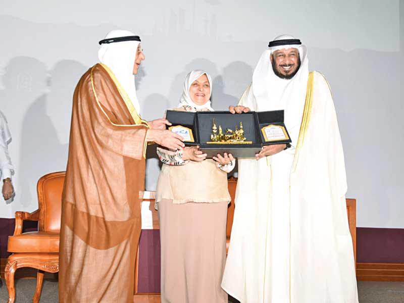 الخراز والصالح يكرمان الصبيح