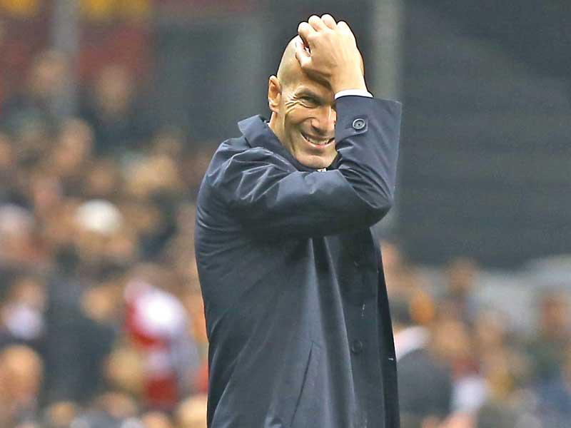  زين الدين زيدان المدير الفني لريال مدريد الإسباني