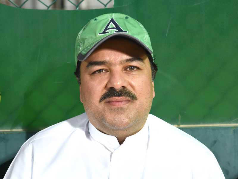 عبدالعزيز عاشور