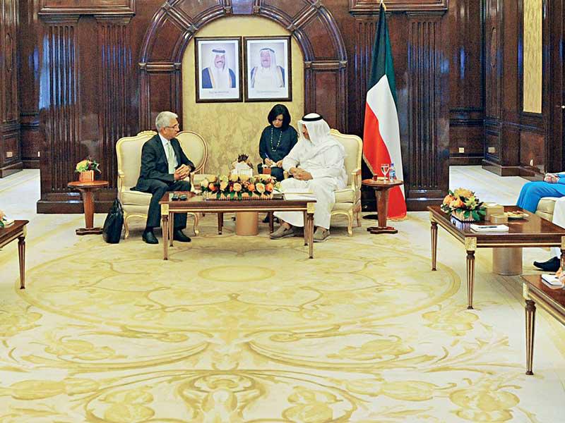 المبارك مستقبلاً رئيس فريق تقرير الأعمال لدى «البنك الدولي أمس