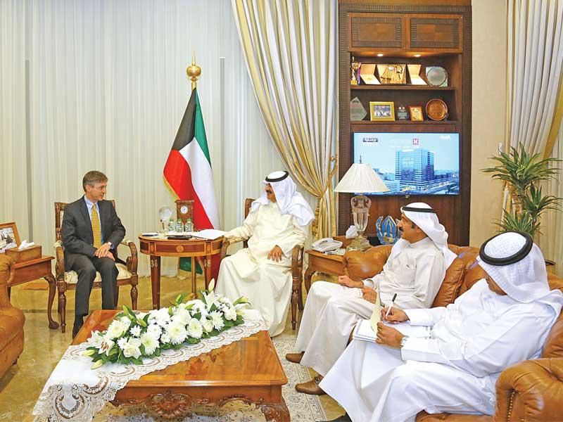 الجارالله مستقبلاً سفير النمسا أمس