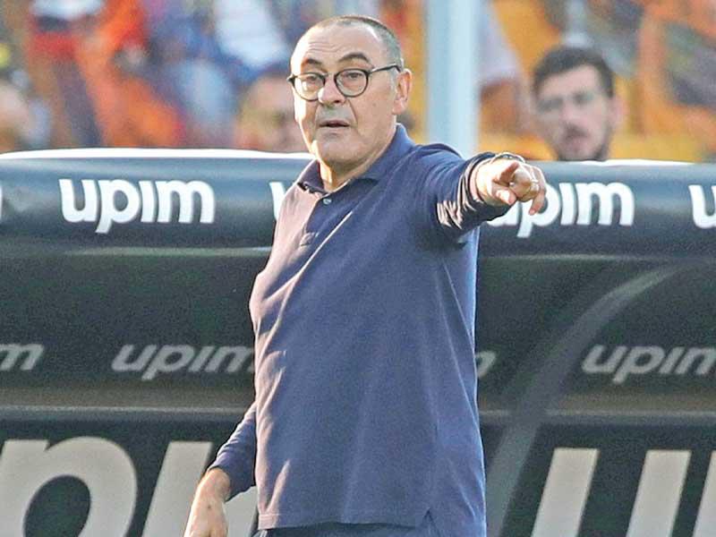 ماوريتسيو ساري المدير الفني لفريق يوفنتوس الإيطالي 