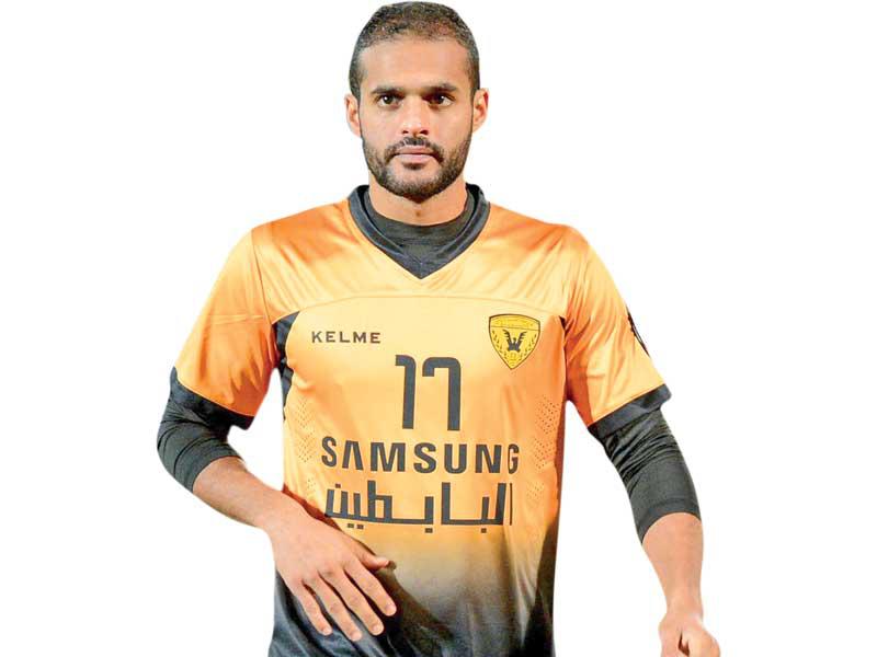 لاعب فريق القادسية لكرة القدم بدر المطوع