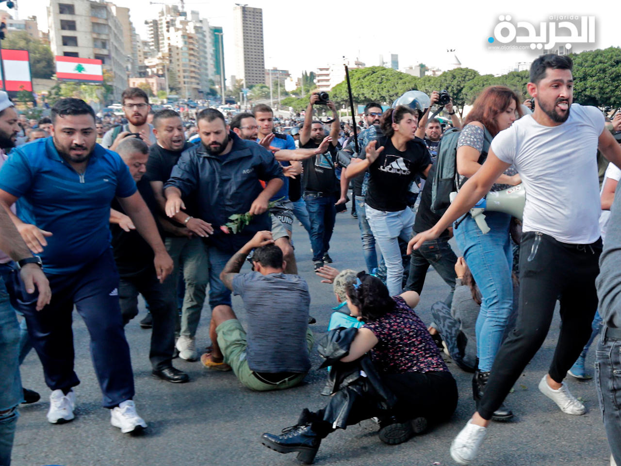 لقطات من المواجهات العنيفة