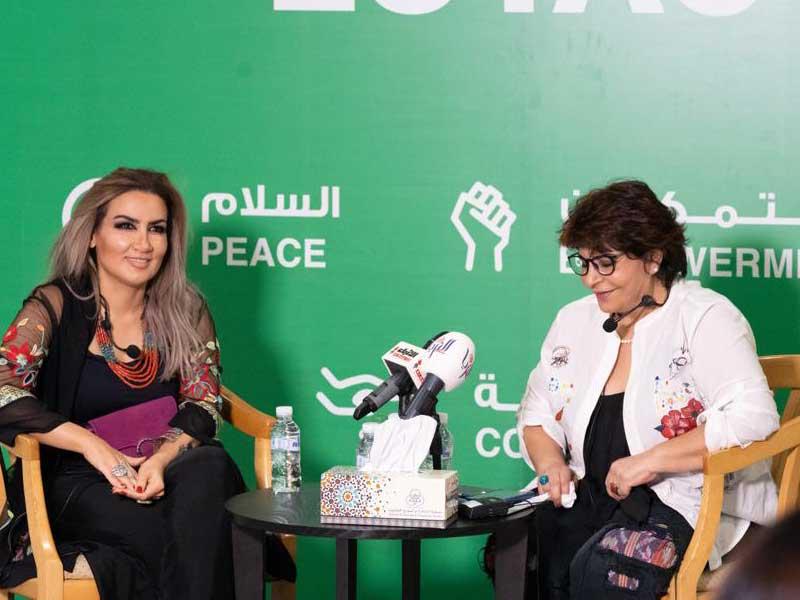 إيمان سعيد وليلى أحمد خلال الندوةn