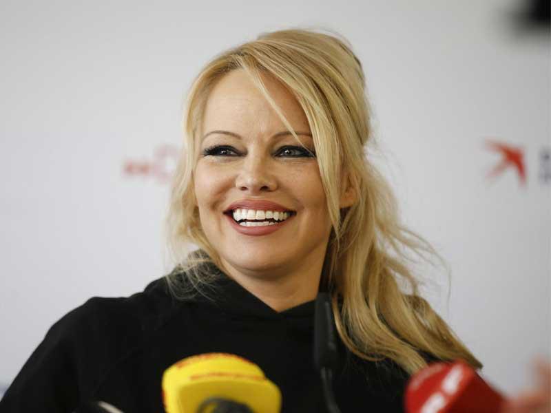 باميلا أندرسون