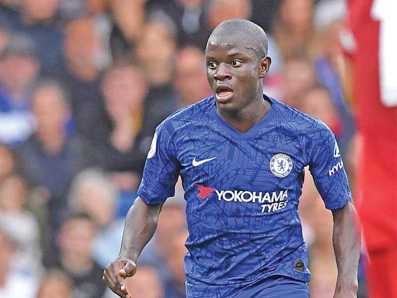 الفرنسي نغولو كانتي، لاعب وسط تشلسي الإنكليزي لكرة القدم