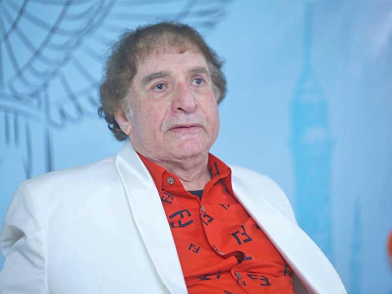 الفنان محيي إسماعيل