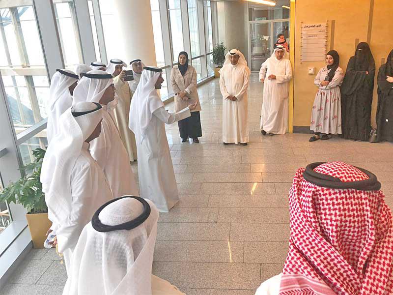 المعتصمون ويبدو السويط والمقصيد وبوعركي