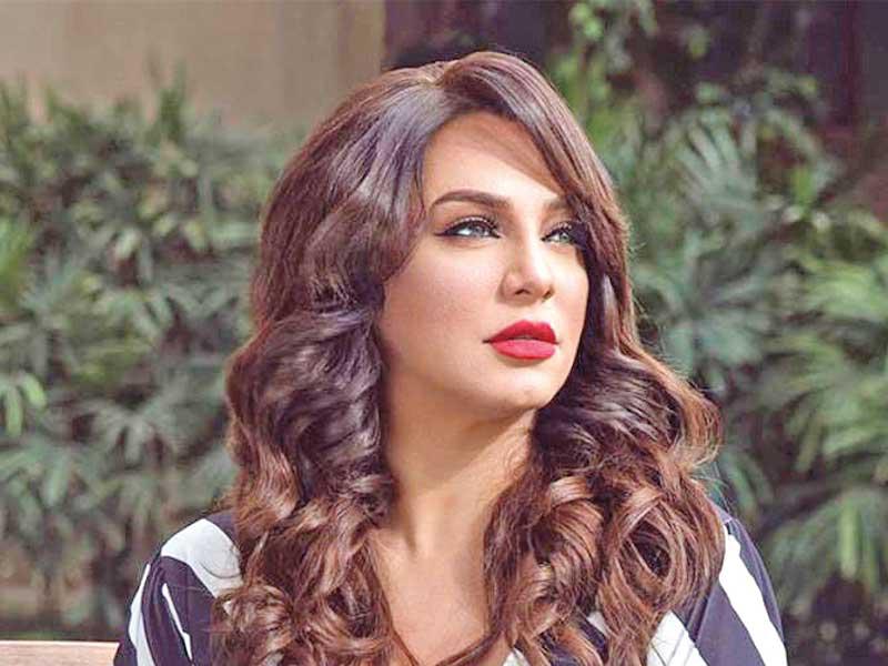 الفنانة السورية سلاف فواخرجي 