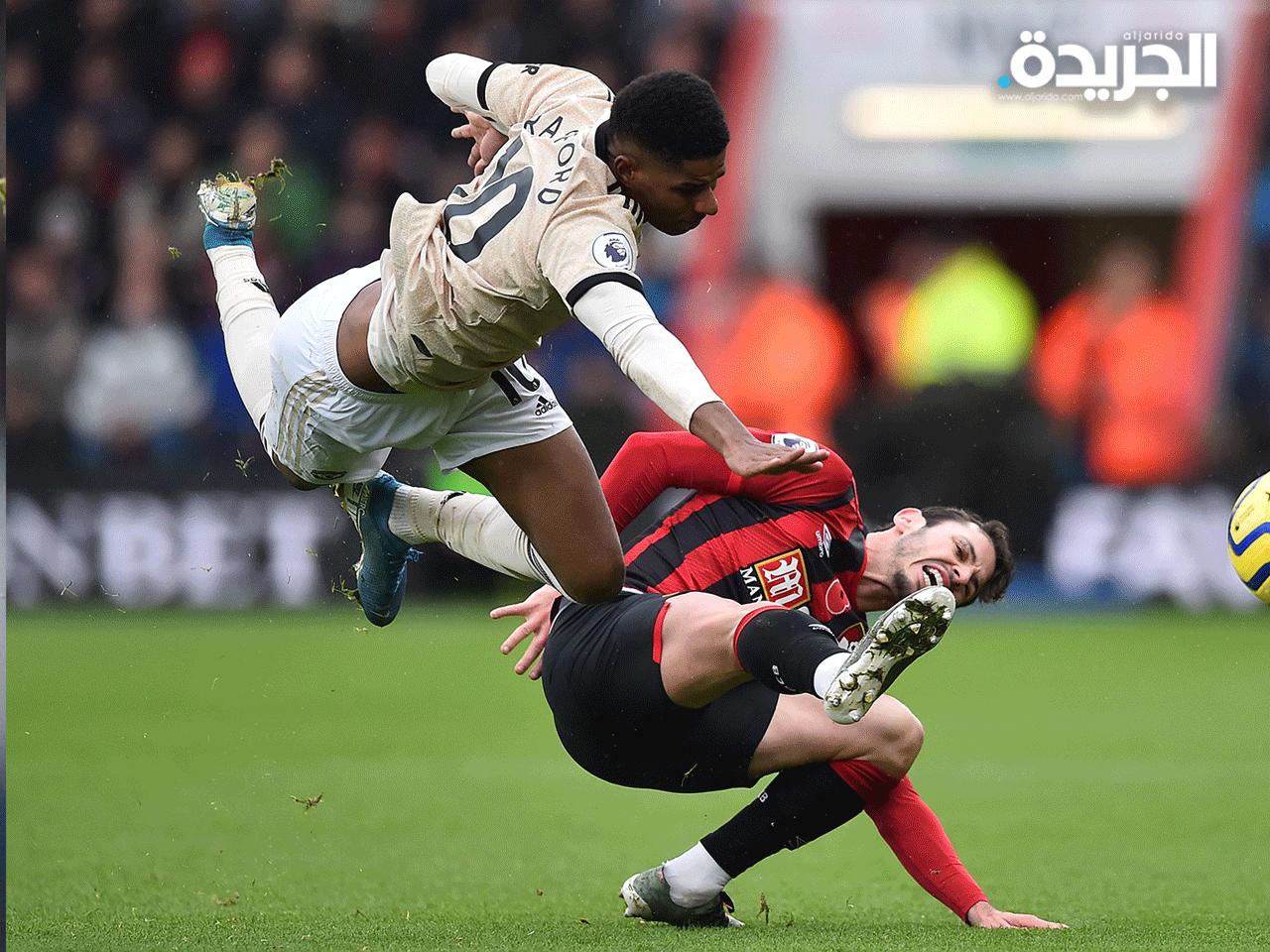 مهاجم مانشستر راشفورد يتعثر بإعاقة مدافع بورنموث