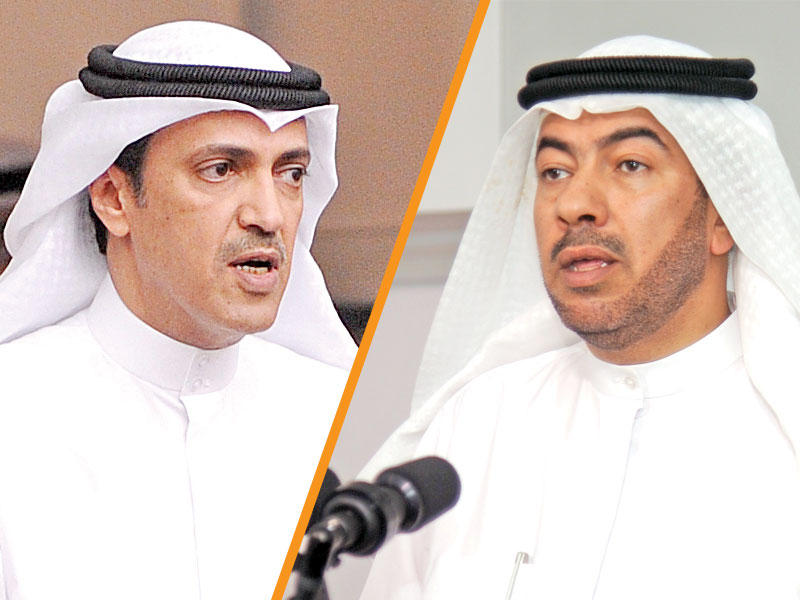 من يمين الصورة كل من النائبان علي الدقباسي و خالد العتيبي