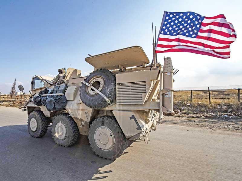 آلية اميركية في القامشلي أقصى شمال شرق سورية أمس (أ ف ب)