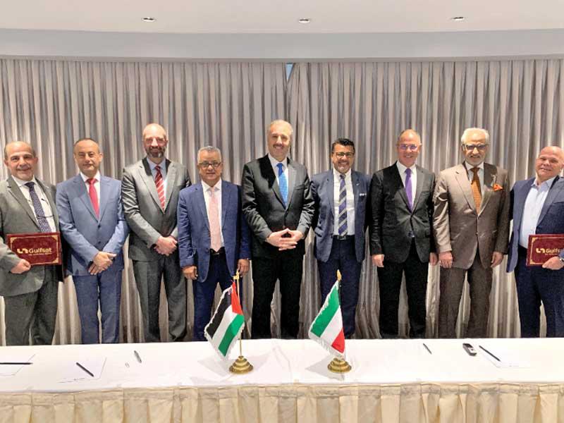 من حفل توقيع تجديد الاتفاقية