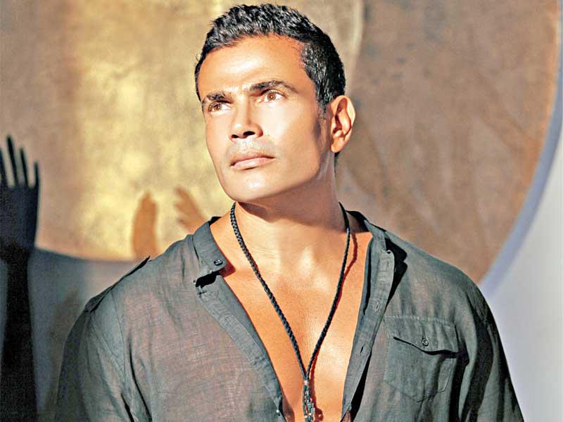 المطرب عمرو دياب 