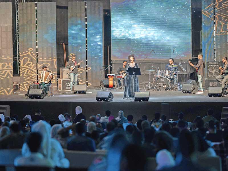 الوديدي أطربت الجمهورفي حديقة الشهيد