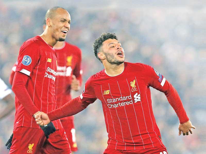 ليفربول يضع قدماً في دور ثمن النهائي ونابولي يفشل في الحسم