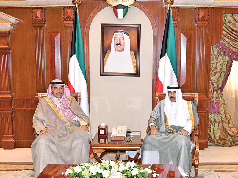 ولي العهد مستقبلاً وزير الخارجية أمس