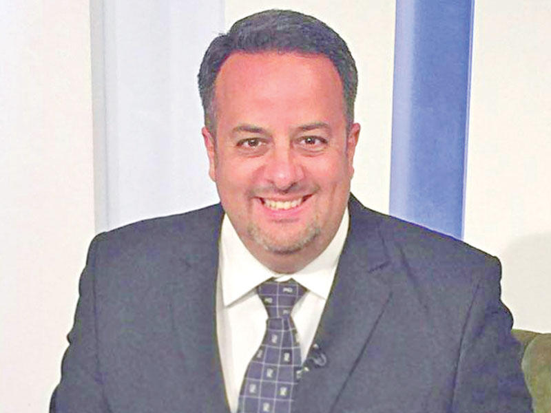 مدير العلاقات العامة والاعلام بمعهد دسمان للسكري طارق العريان