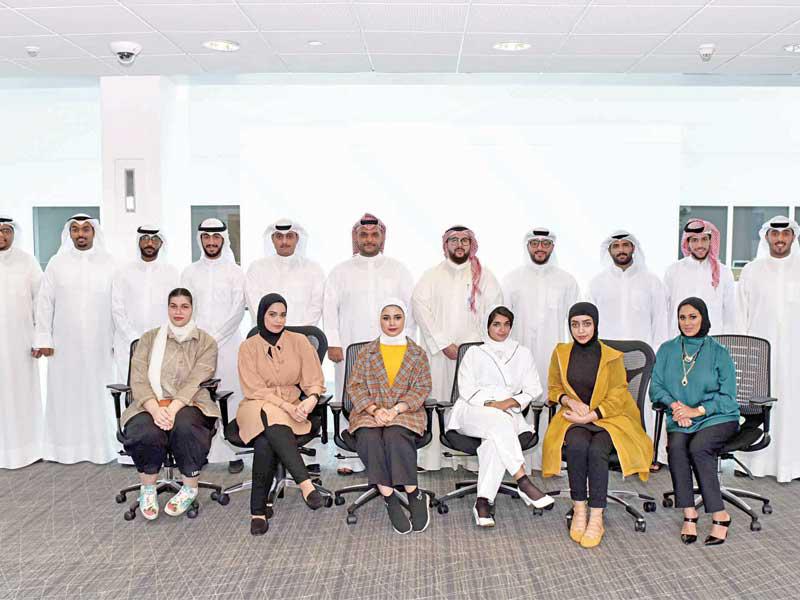 صورة جماعية للمتدربين الجدد