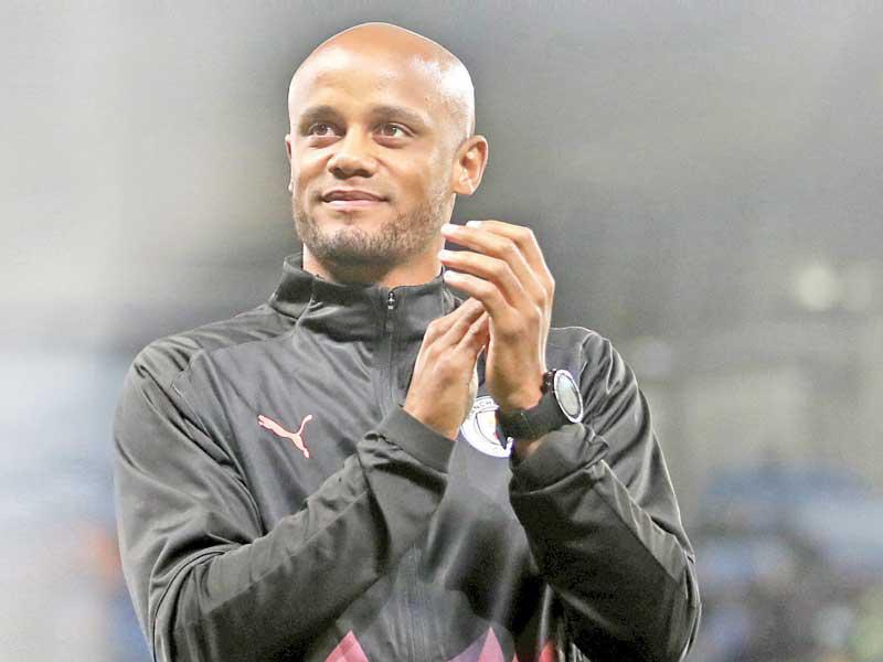 فينسن كومباني قائد مانشستر سيتي السابق