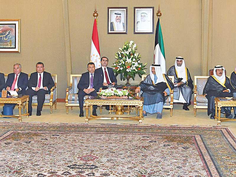 جانب من مباحثات المبارك ونظيره الطاجيكي أمس الأول