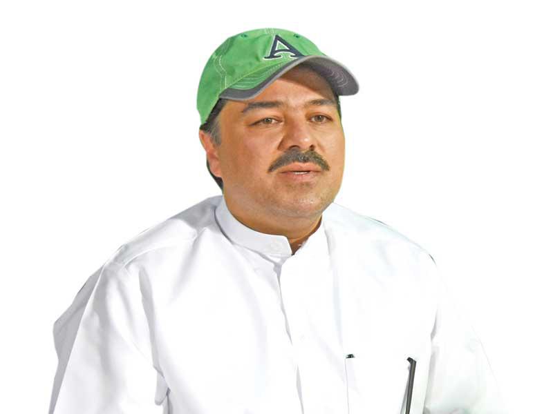 عبدالعزيز عاشور