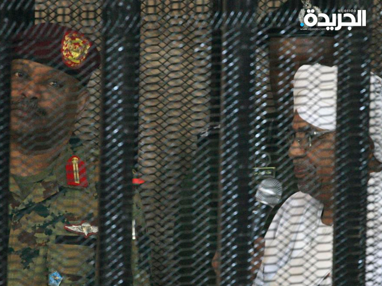 البشير أثناء محاكمته