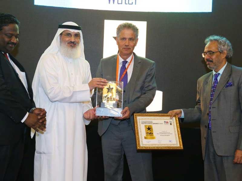 وليد البدر وك ساغار يكرمان أمجد الصالح