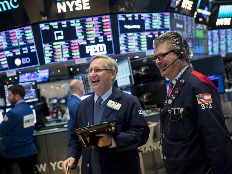 «رساميل»: مستويات تاريخية قياسية للأسهم الأميركية