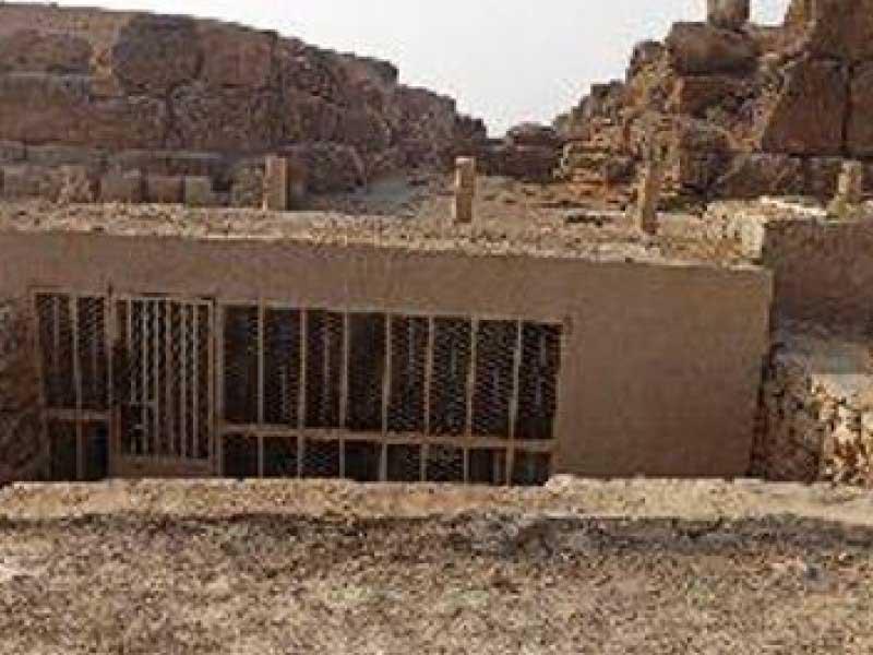 مقبرتا «إيدو» و«قار» مفتوحتان للزوار