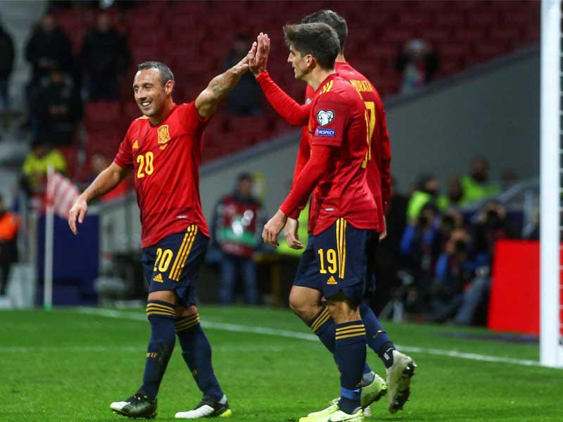 مورينو يحتفل بهدفه