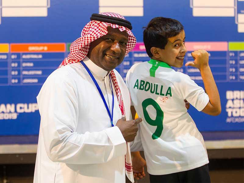 ماجد عبدالله يدعم المواهب المدرسيةn