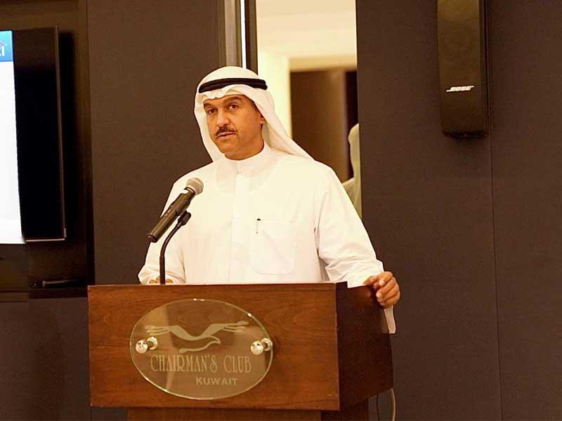 الرشود متحدثاً خلال الندوة