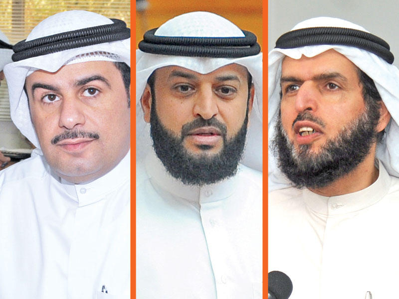 النائب عادل الدمخي و النائب عبدالله فهاد و النائب ثامر السويط