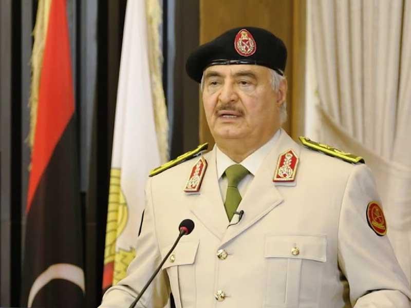 وفد أميركي يلتقي حفتر