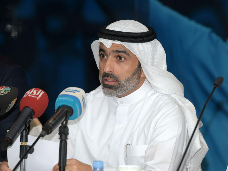 محمد جاسم المرزوق متحدثاً خلال المؤتمر الصحافي