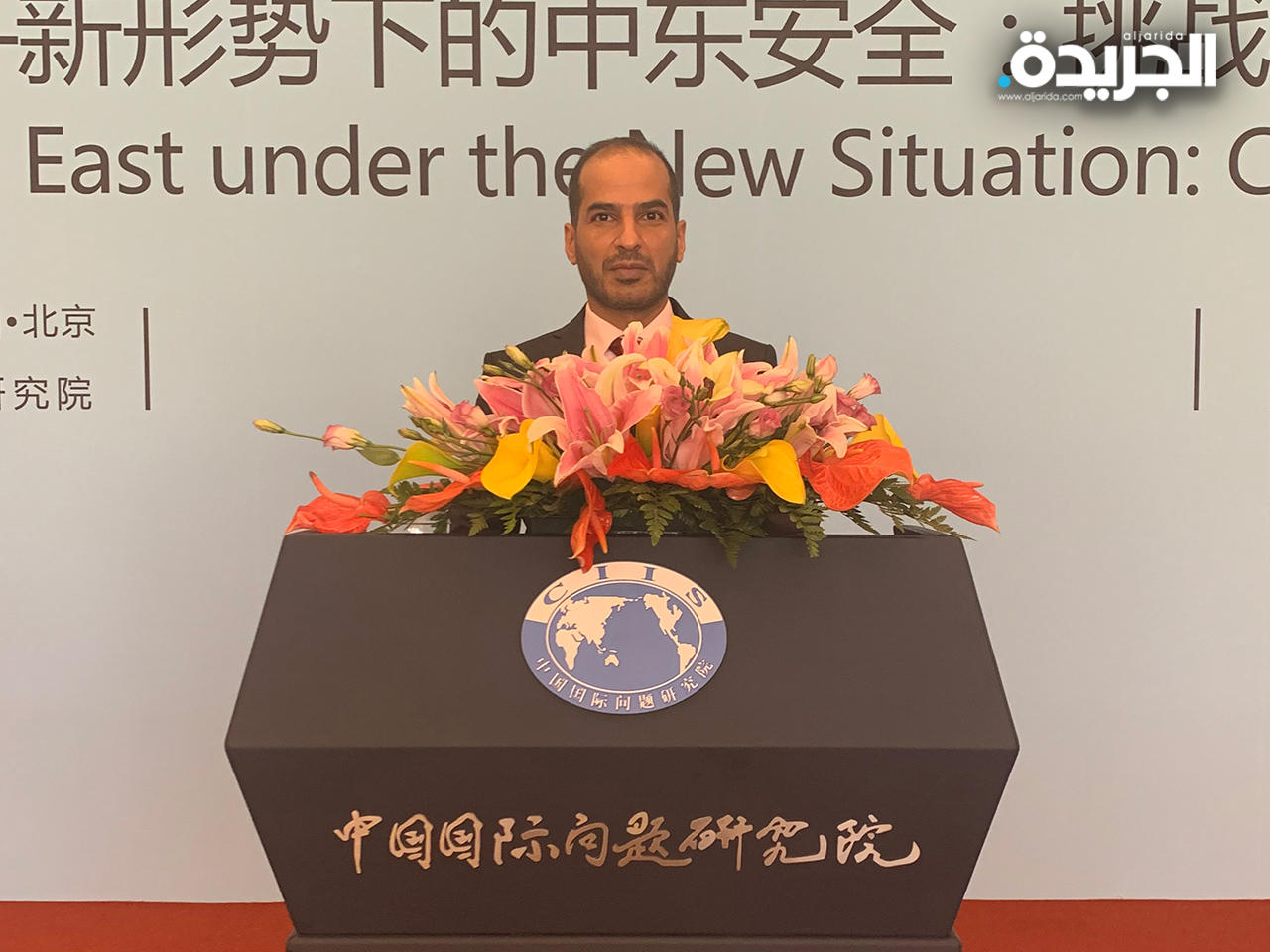  الدكتور أنور الشريعان خلال مشاركته في المنتدى