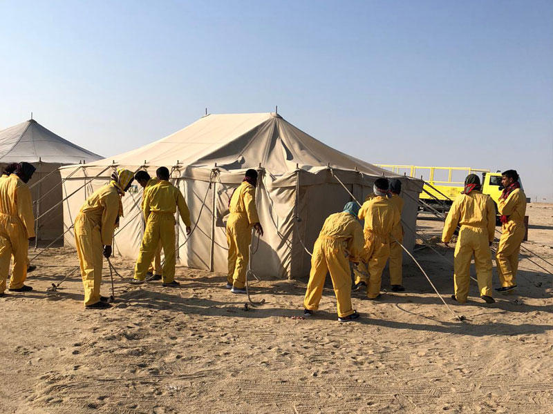 إزالة أحد المخيمات بالاحمدي 