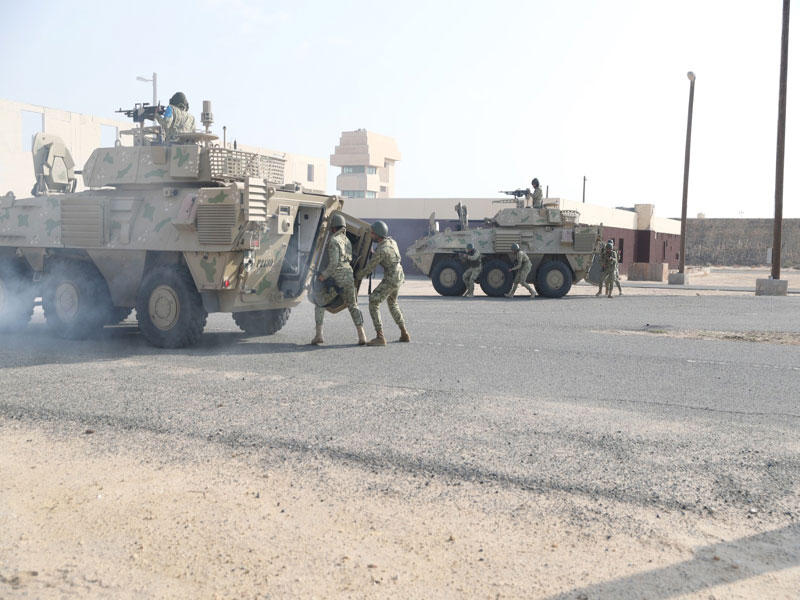 جانب من التمرين