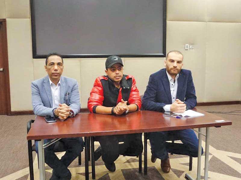 من اليمين النويري والتمار وهنداوي