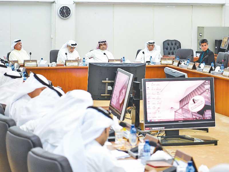 «الميزانيات» في اجتماعها أمس