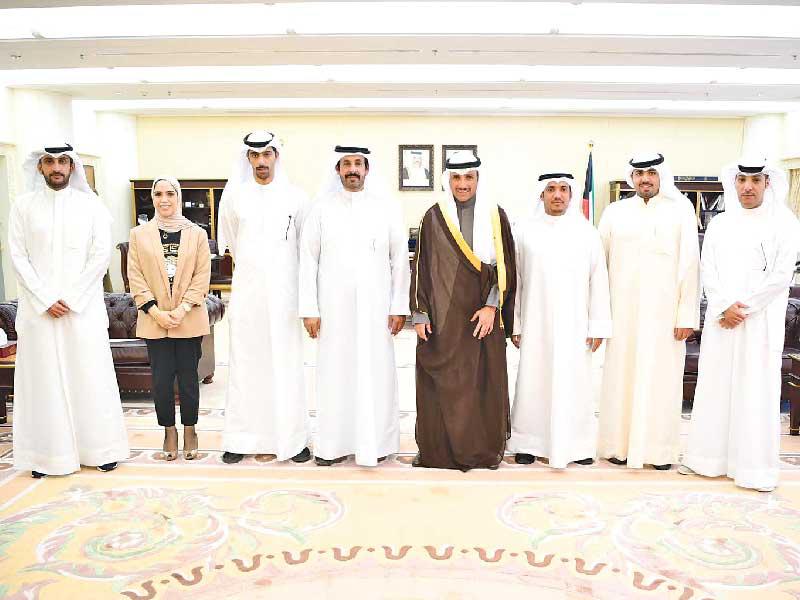 الغانم يستقبل مجلس إدارة نقابة الخبراء