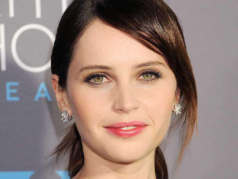 الممثلة البريطانية فيليسيتي جونز