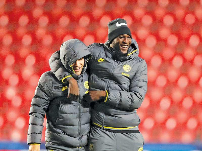 لوكاكاو ومارتينيز