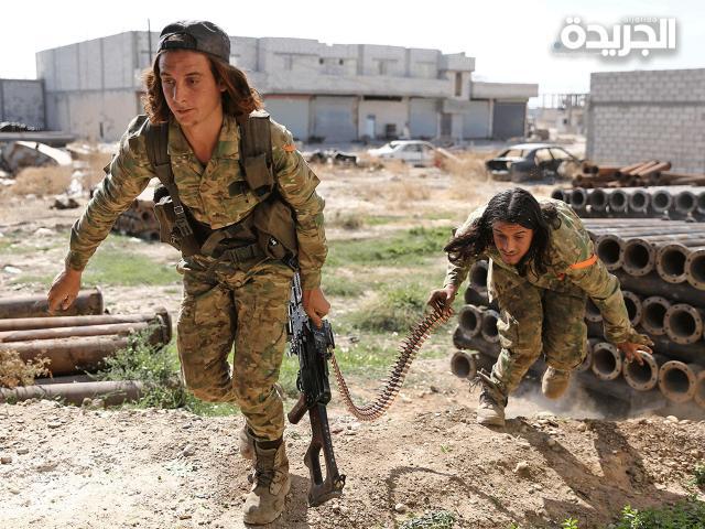 قوات سورية موالية للجيش التركي خلال معارك شمال سوريا