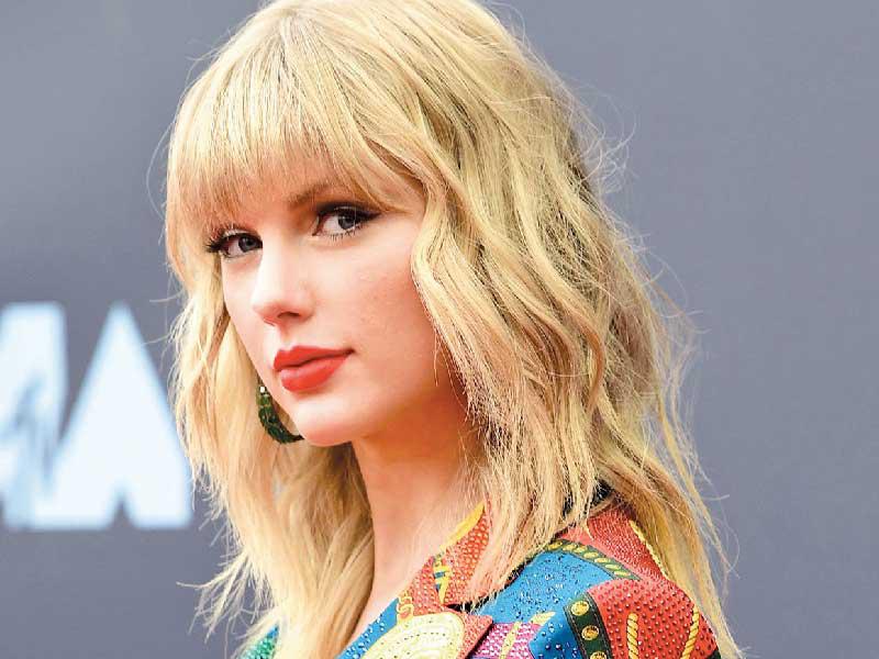 المغنية ​تايلور سويفت